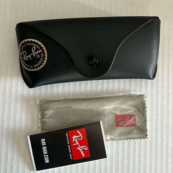 Ray Barn Black Sunglasses Case and Cleaning Cloth - Picture 11 of 11